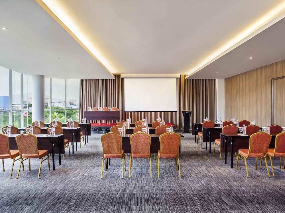 Ibis Manado City Center Boulevard 27/28