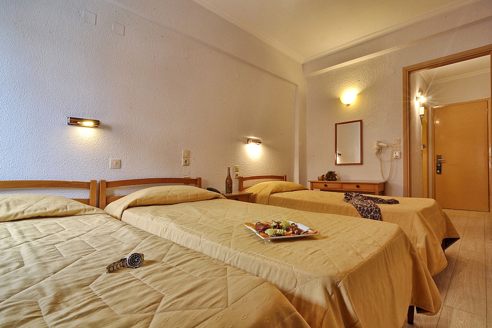 Atlantis Hotel 24/33
