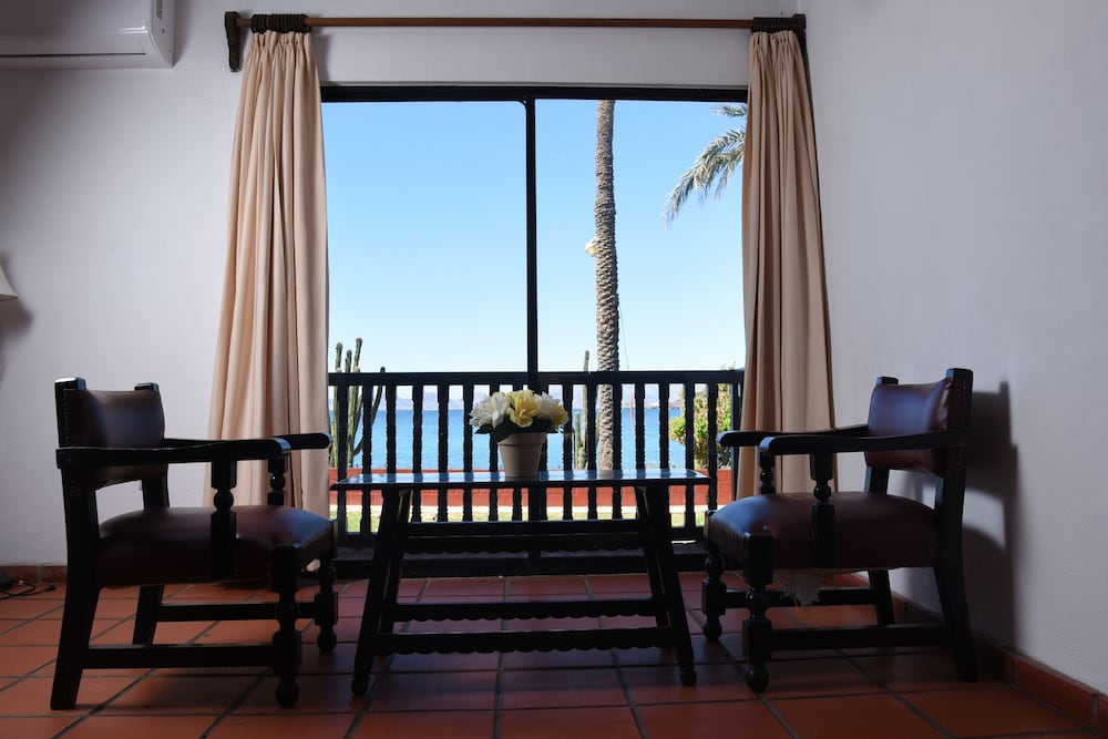 Hotel Playa De Cortes 37/61