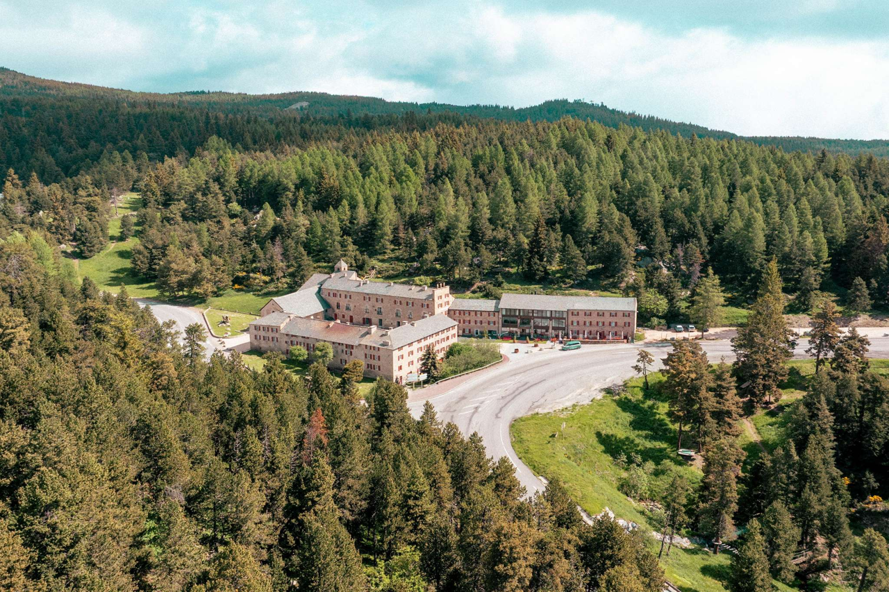 Grand Hôtel l'Ermitage Font-Romeu - Handwritten Collection 27/29