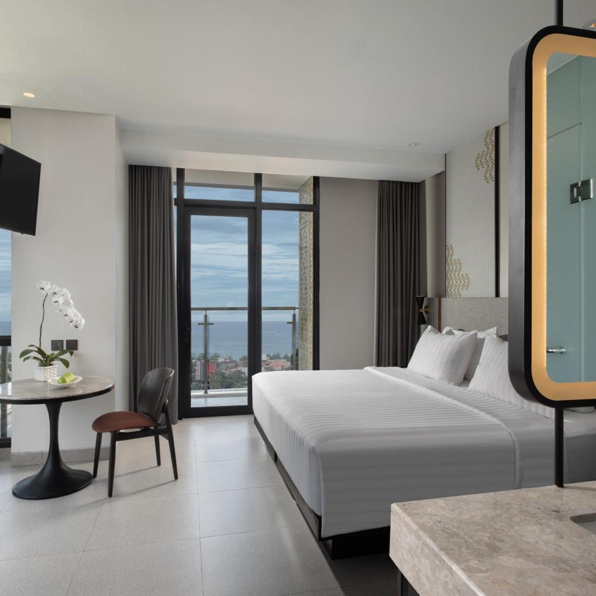 Hollywood, Premier, Ocean View