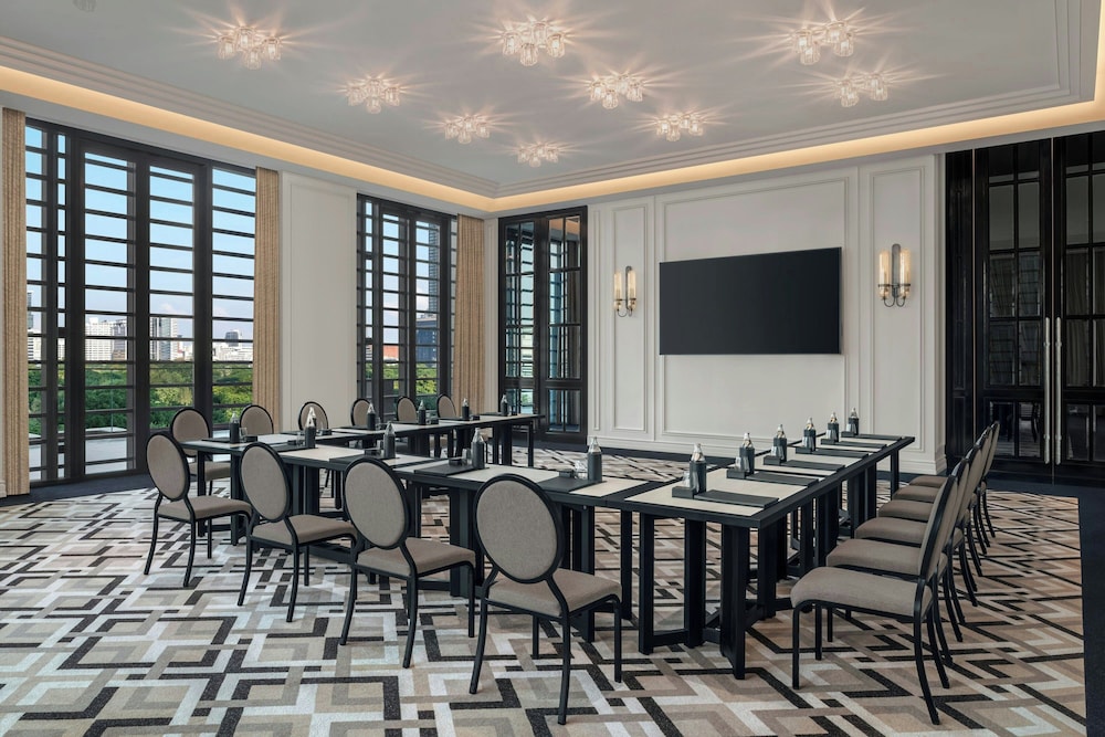 The Ritz-Carlton, Bangkok 32/45