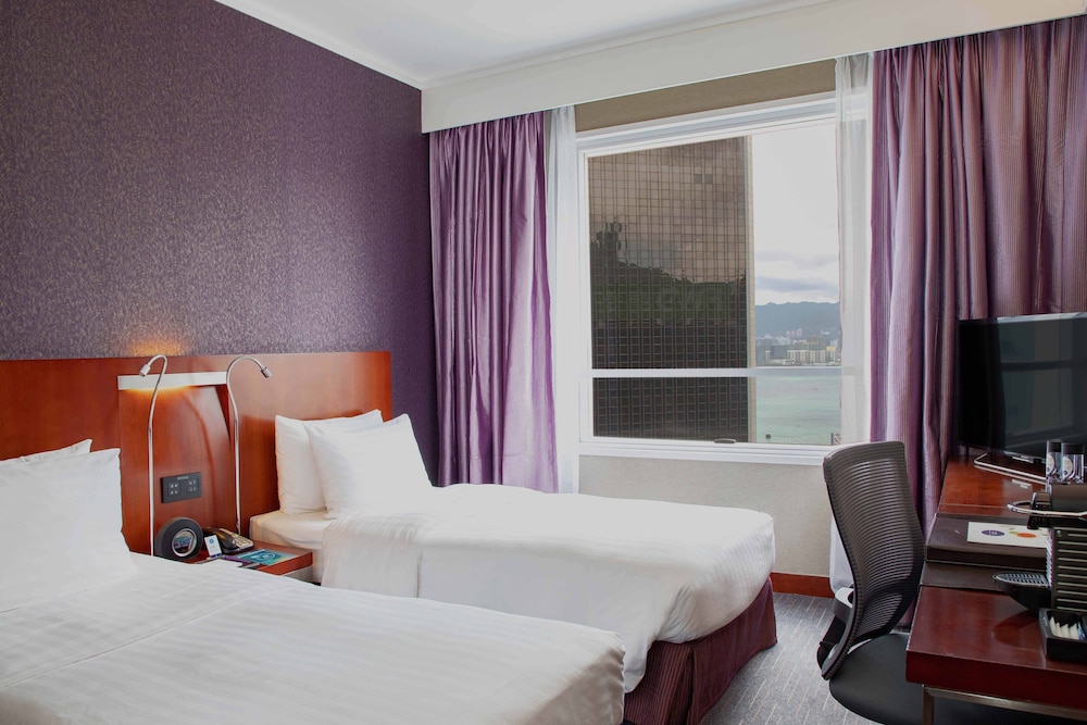 Novotel Century Hong Kong 13/48