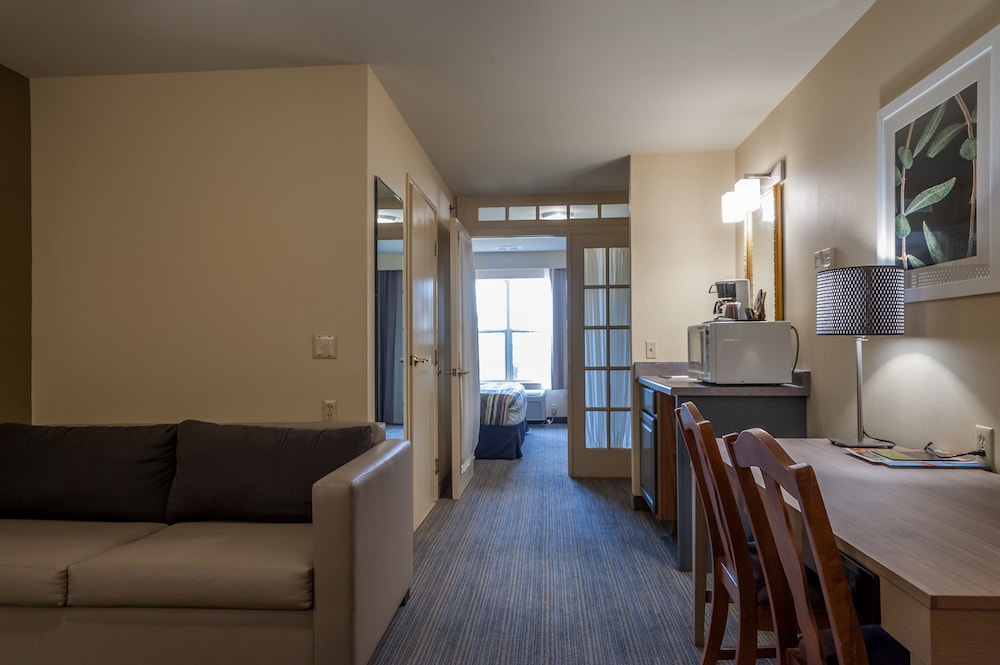Country Inn Suites By Radisson Milwaukee Airport Wi 37/50