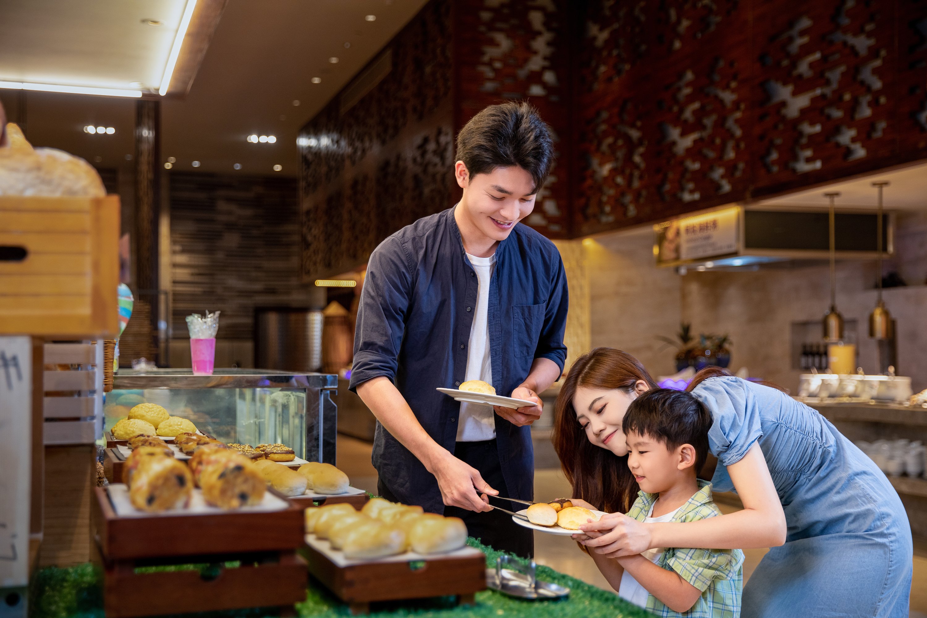 CROWNE PLAZA HAILING ISLAND 6/50