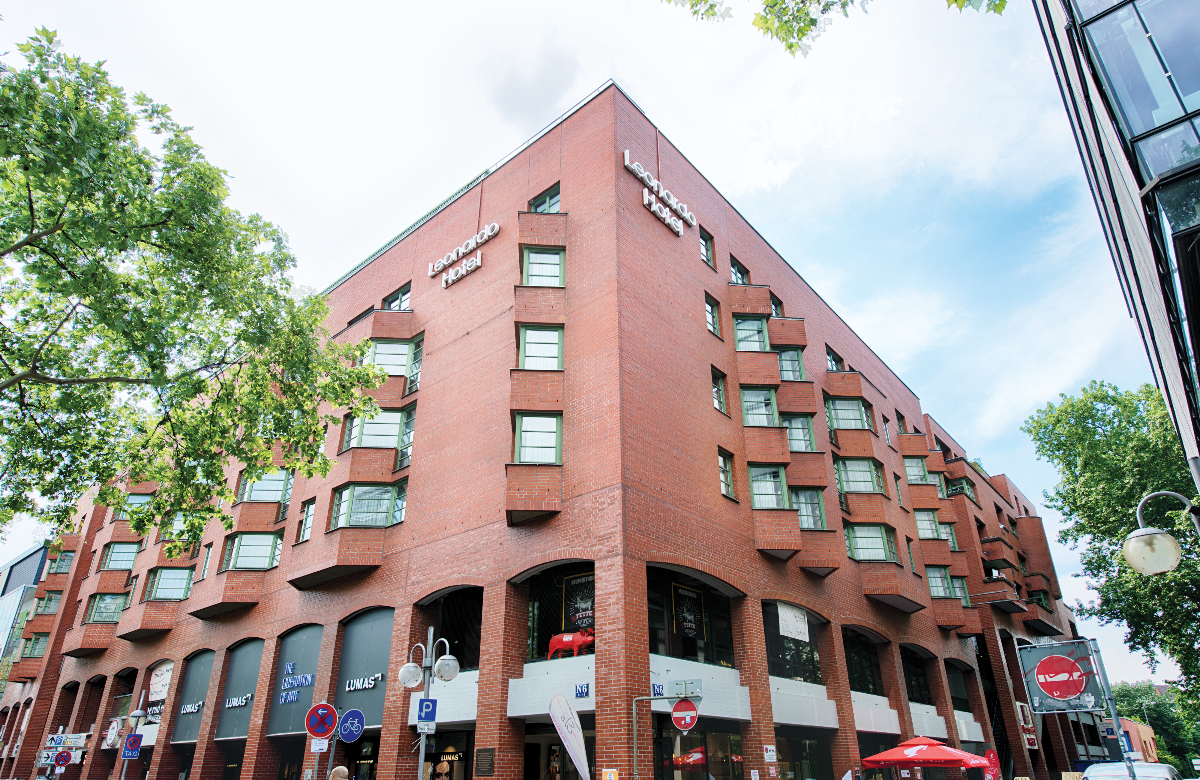 Leonardo Hotel Mannheim City Center Formerly Holiday Inn Mannheim City Centre 1/31