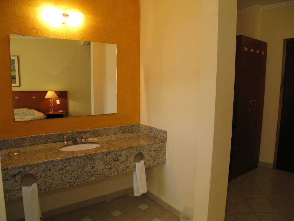 Panorama Hotel & Spa 33/34