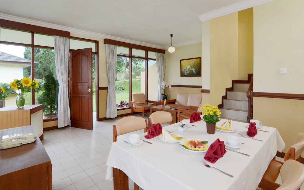 The Jayakarta Inn & Villas Cisarua 15/33