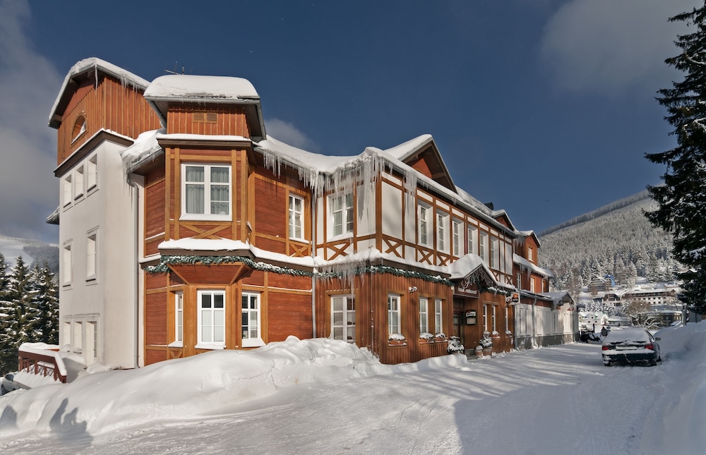Hotel Snezka 2/68