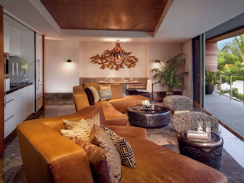 SLS South Beach Miami 23/33