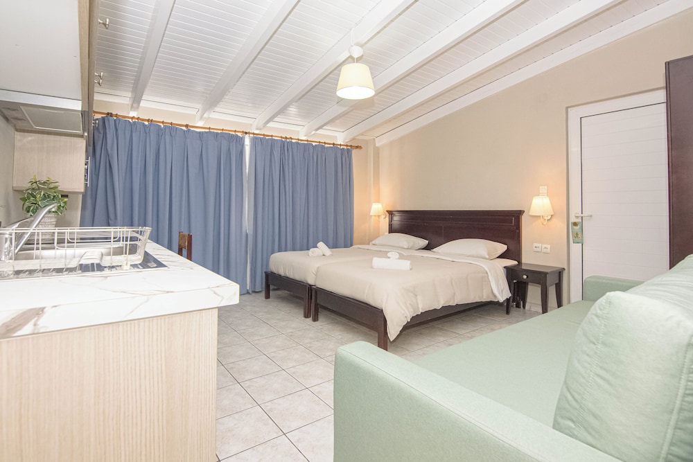 Talos Hotel Apartments 15/50