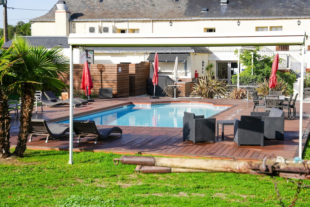 Logis Hotel L'Abreuvoir 45/50