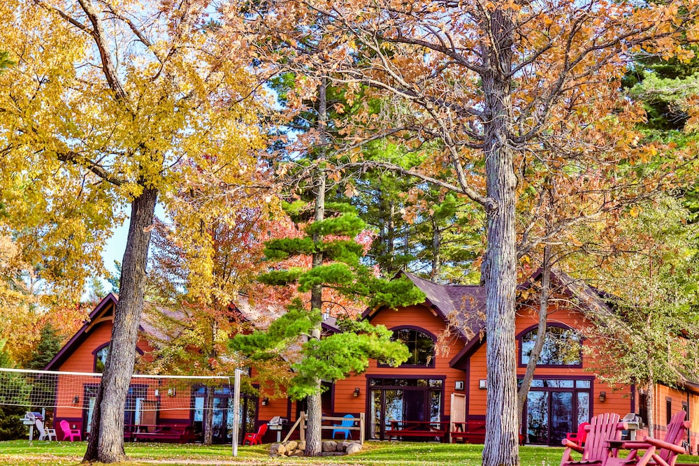 Good Ol Days Family Resort 42/50