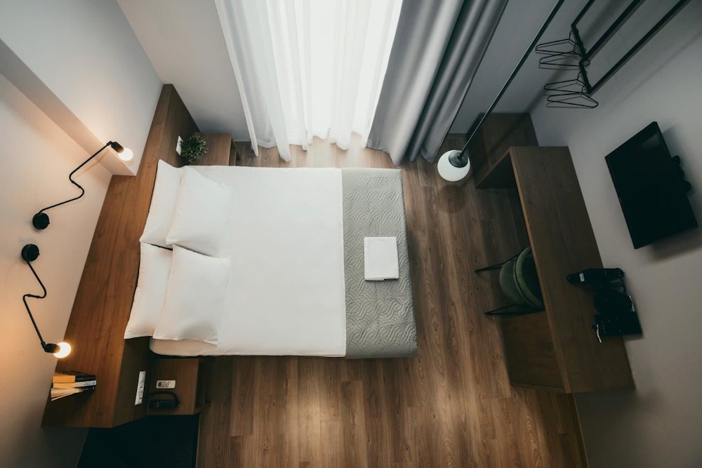 BED in Athens 21/48