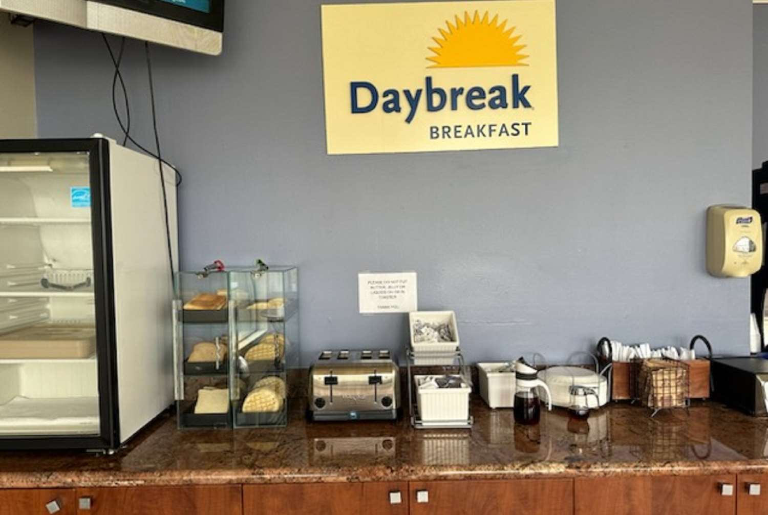 Days Inn by Wyndham San Diego-East/El Cajon 47/56