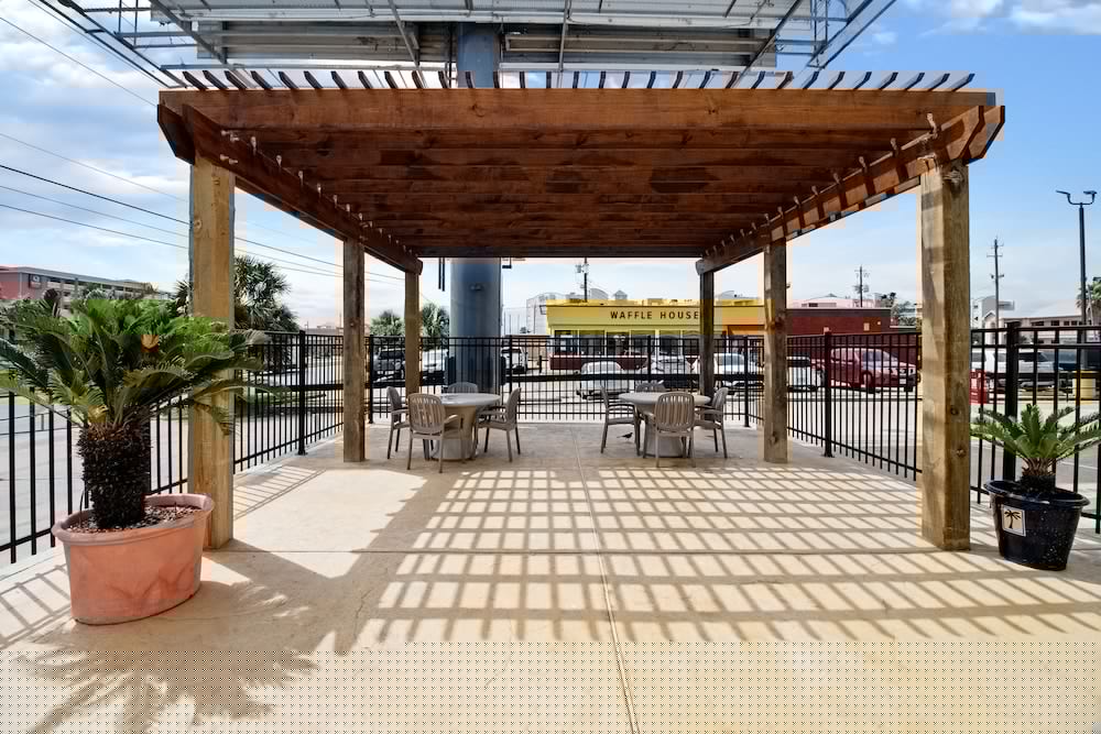 Motel6 Galveston, TX - Beach/Seawall 11/48