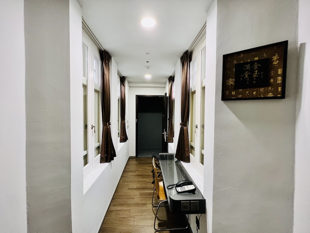 Bliss Hotel Singapore 54/75