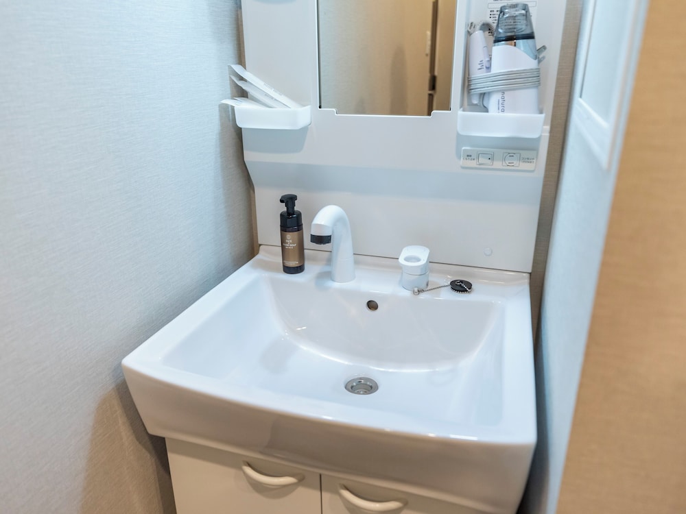 Tabist Unihotel Midosuji Honmachi 45/50