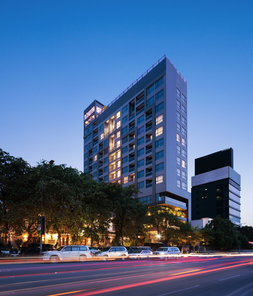 One Residence Hotel & Apartment 2/49