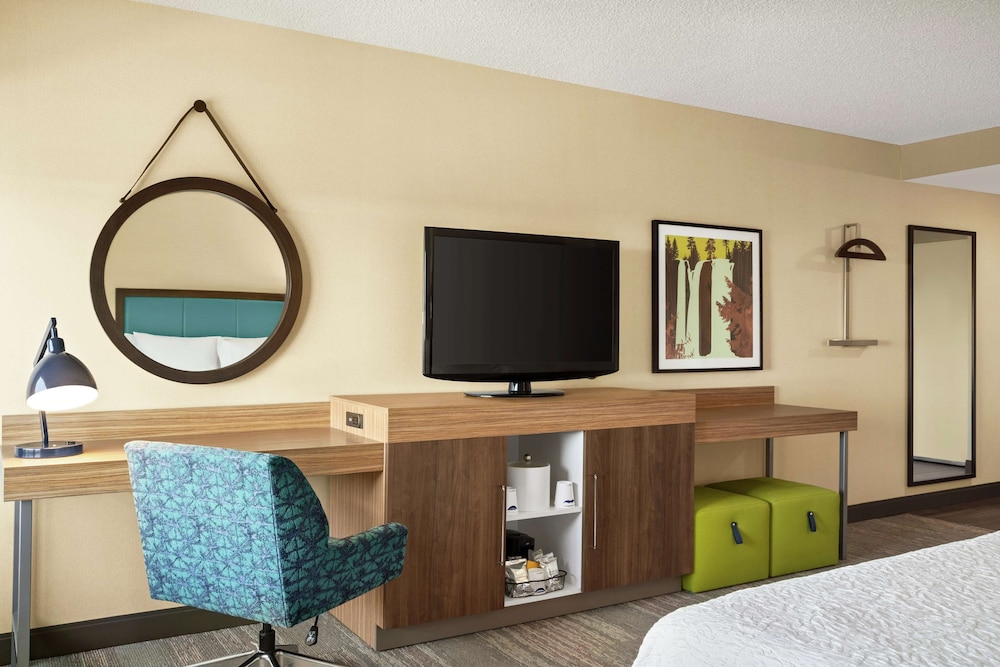 Hampton Inn Portland Airport 32/34