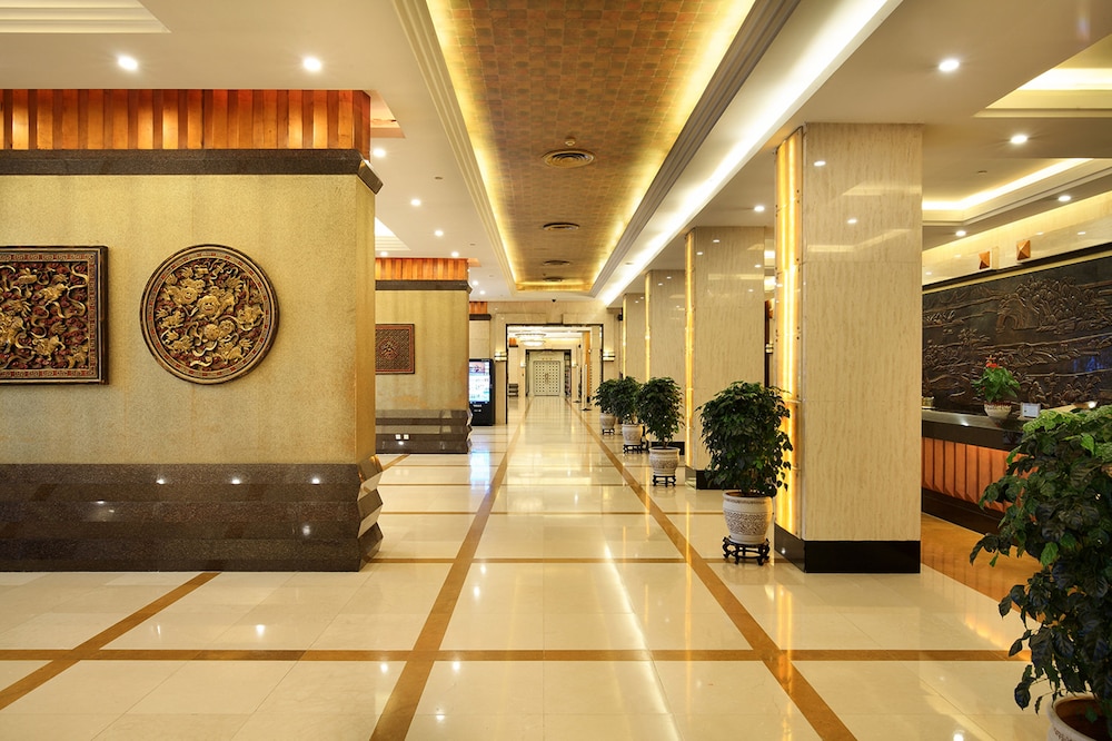 Lijiang Waterfall Hotel 15/71