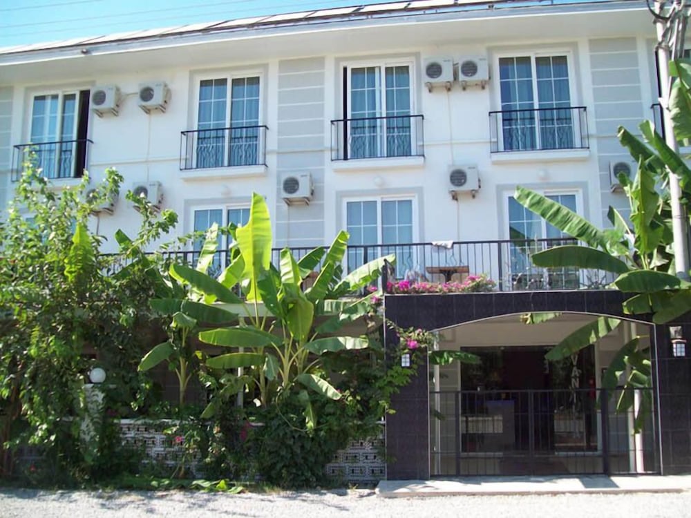 HOTEL VANILLA 4/37