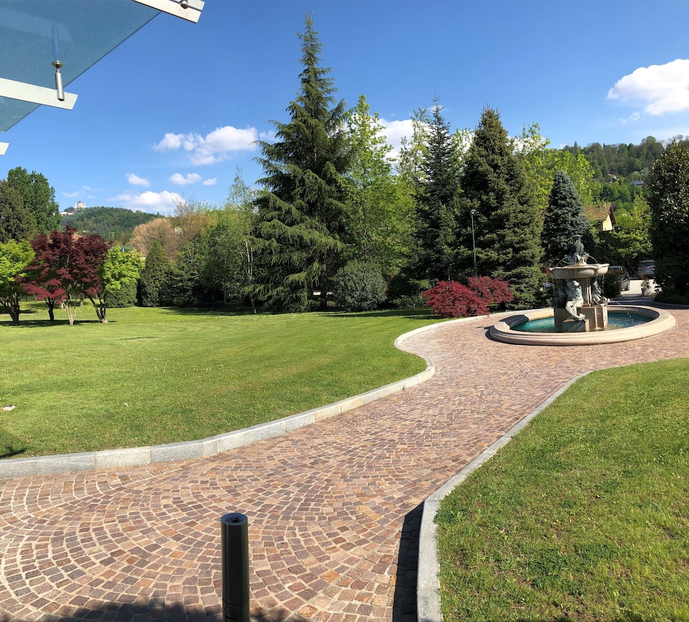 Parco Sassi Hotel 51/55