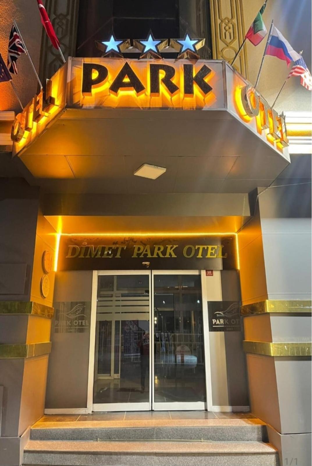 Dimet Park Hotel 4/33