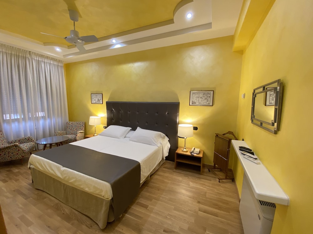 Junior Suite, Single, Double Bed