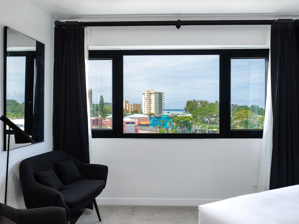 Hotel Tano Guam 25/50