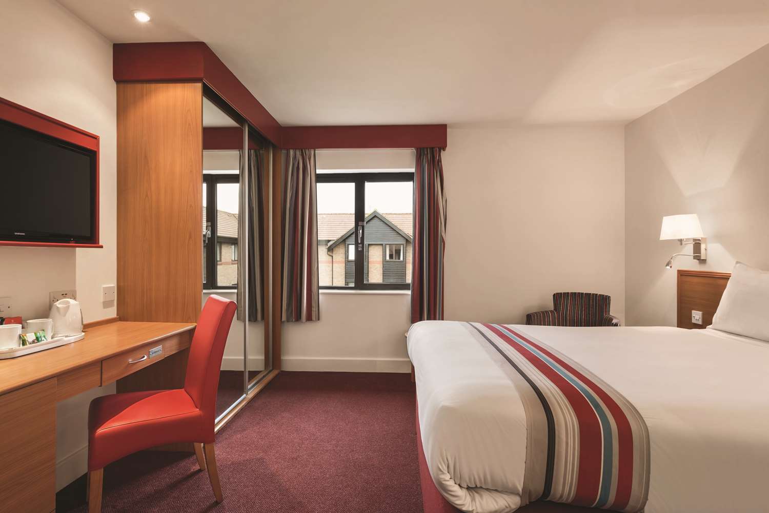 Ramada by Wyndham Cambridge 16/39