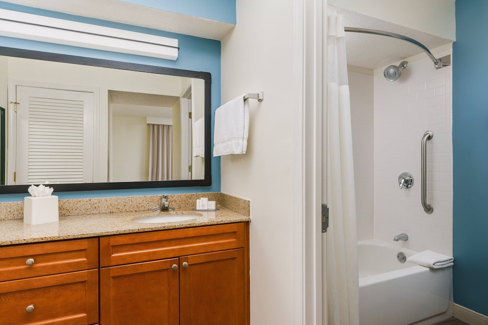 Residence Inn by Marriott Hartford/Windsor 8/30