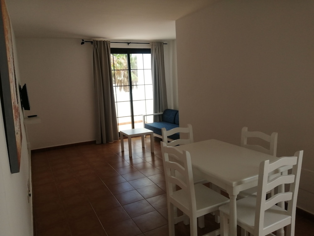 Tabaiba Apartments 28/48