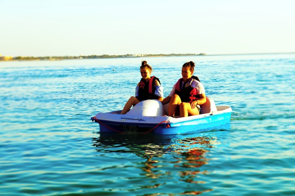 Lagoona Beach Luxury Resort And Spa 66/75