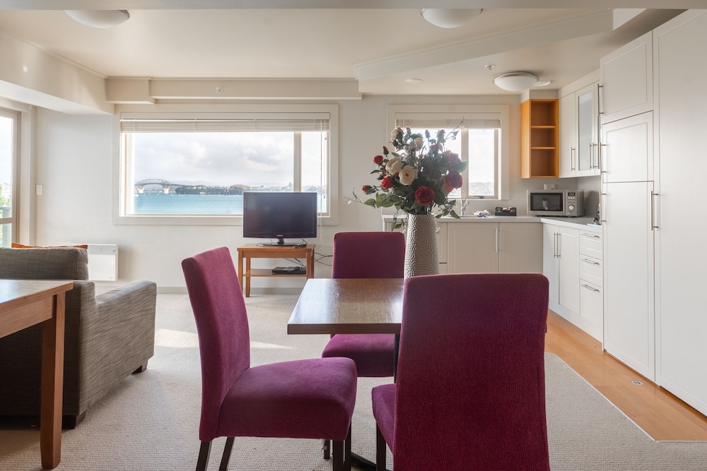 Ocean Breeze Hotel Takapuna 21/41