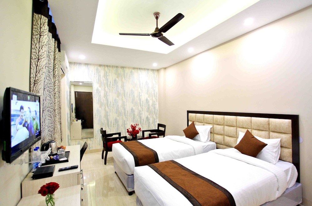 Nirvana Suites 19/50