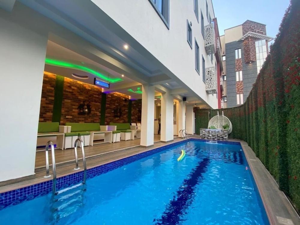 God's Touch Apartments Signature 44/50
