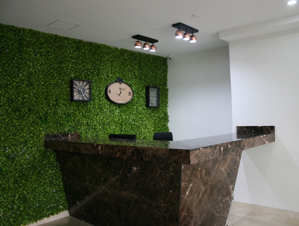 Hotel Madeiro 9/64