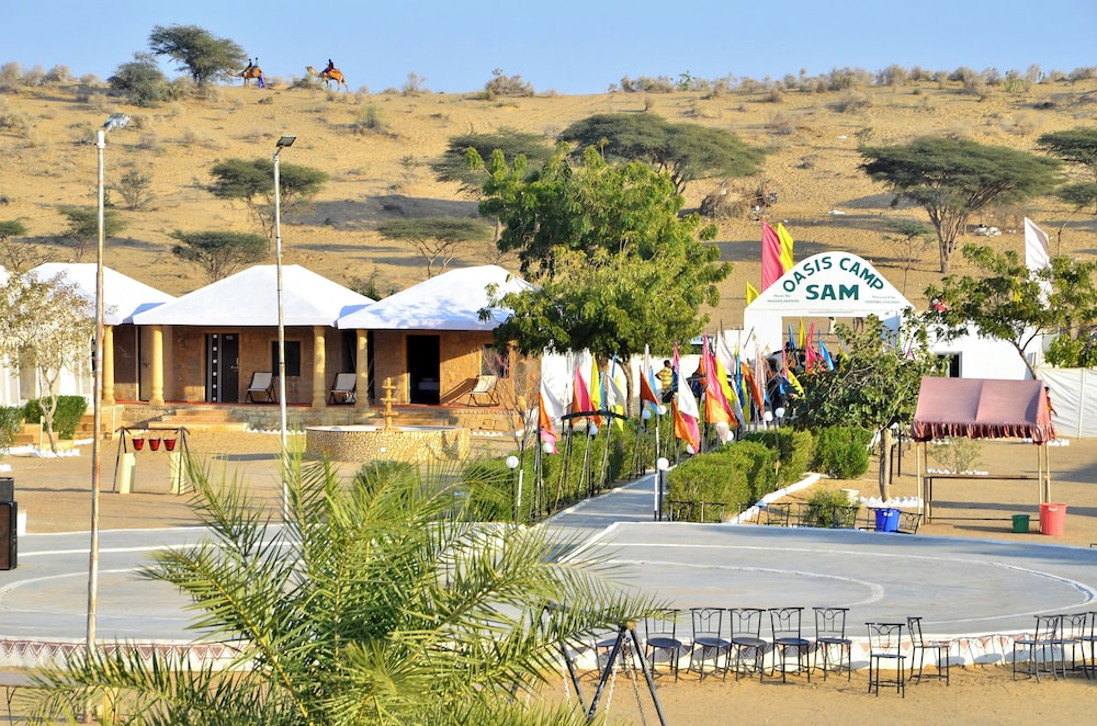 Oasis Camp Sam 2/50