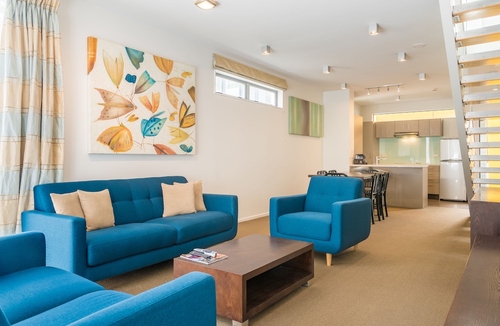 Boulcott Suites 53/70