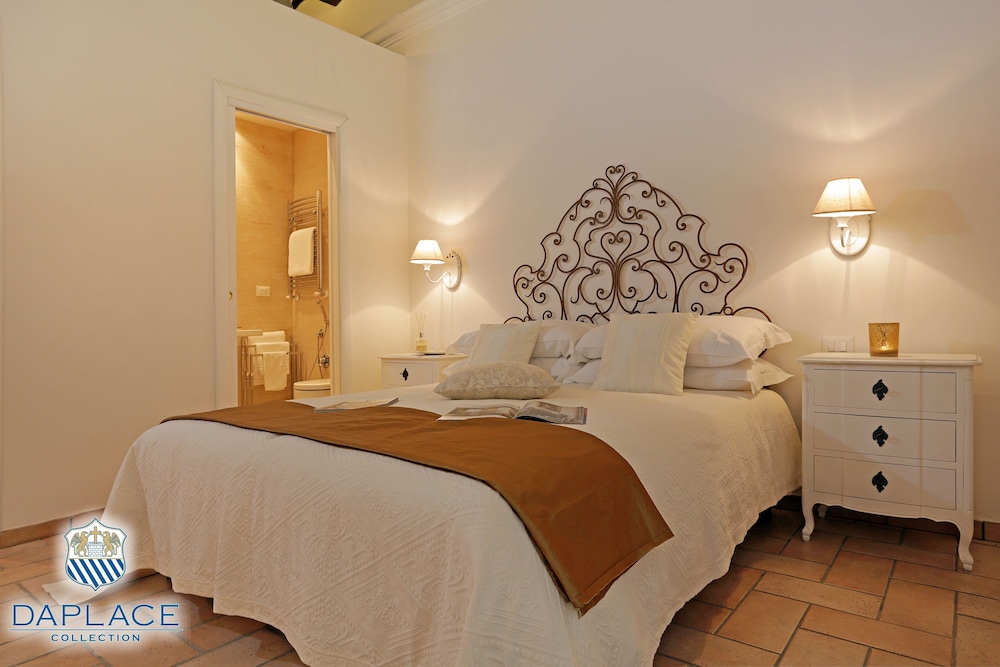 Madonna de Monti Suites 4/50