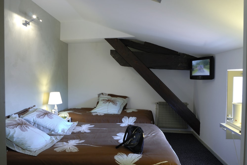 HÔTEL TANTE YVONNE 7/49