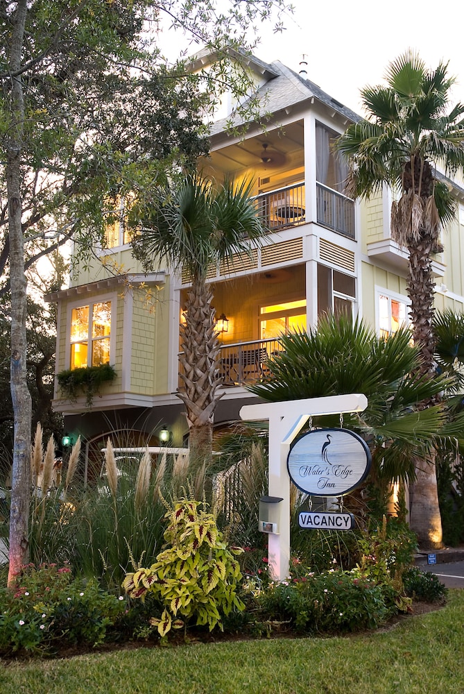 Water S Edge Inn 1/23