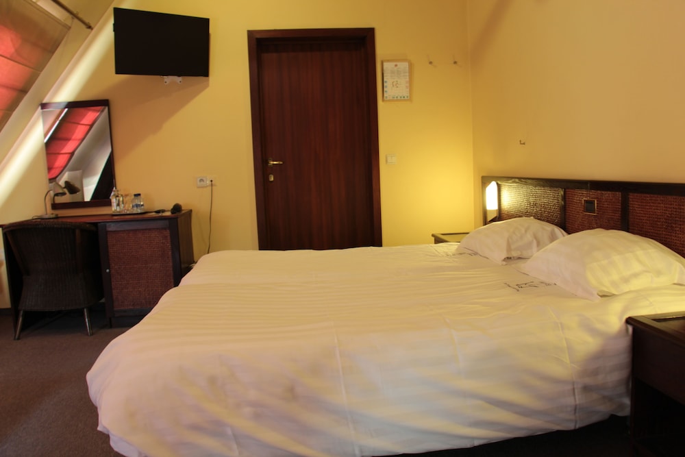 Hotel De Franse Kroon 9/35