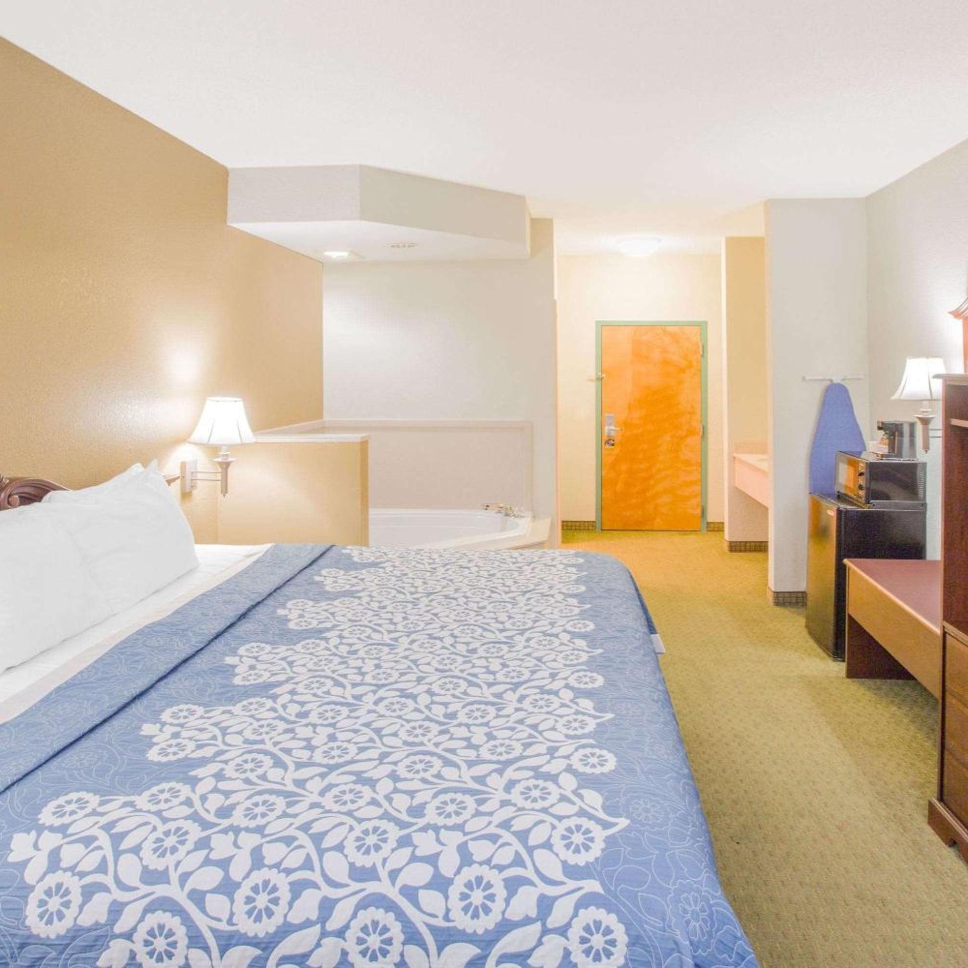 Days Inn by Wyndham Hattiesburg MS 27/49
