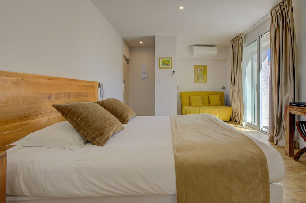HOTEL LE COTTAGE 10/59