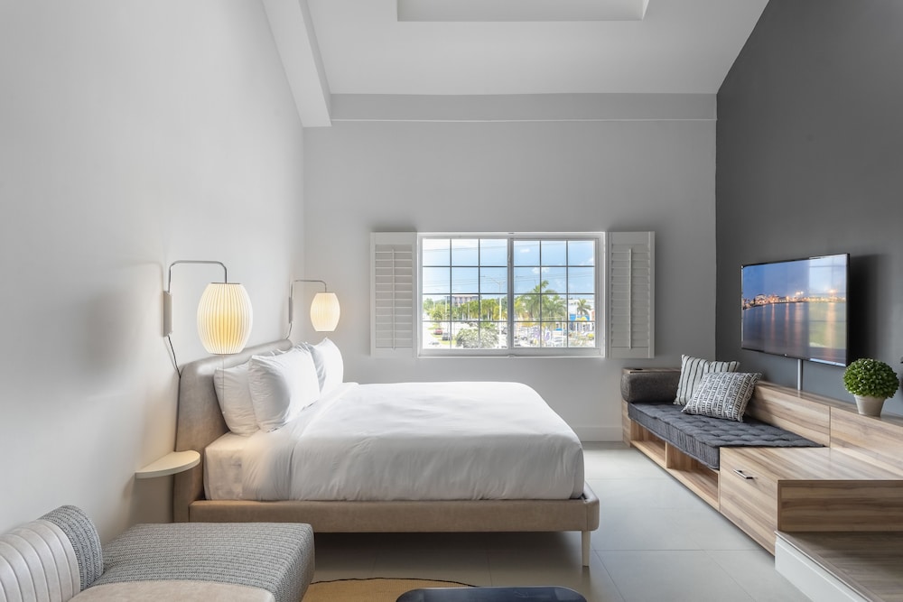 The Locale Hotel Grand Cayman 9/39