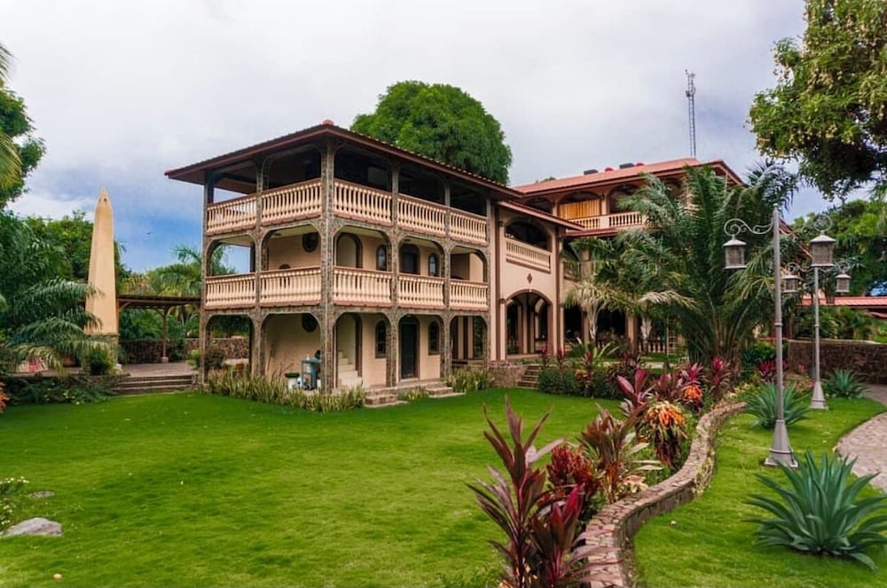 Hotel El Reith Lake Granada Nicaragua 2/50