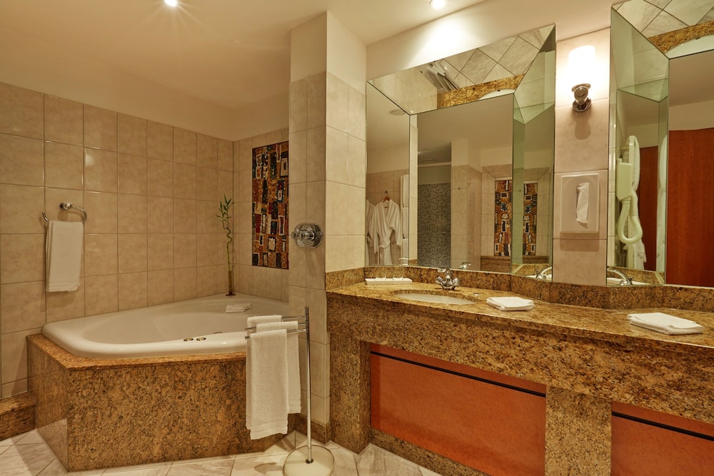 H4 Hotel Hannover Messe Formerly Copthorne Hotel Hannover 6/54