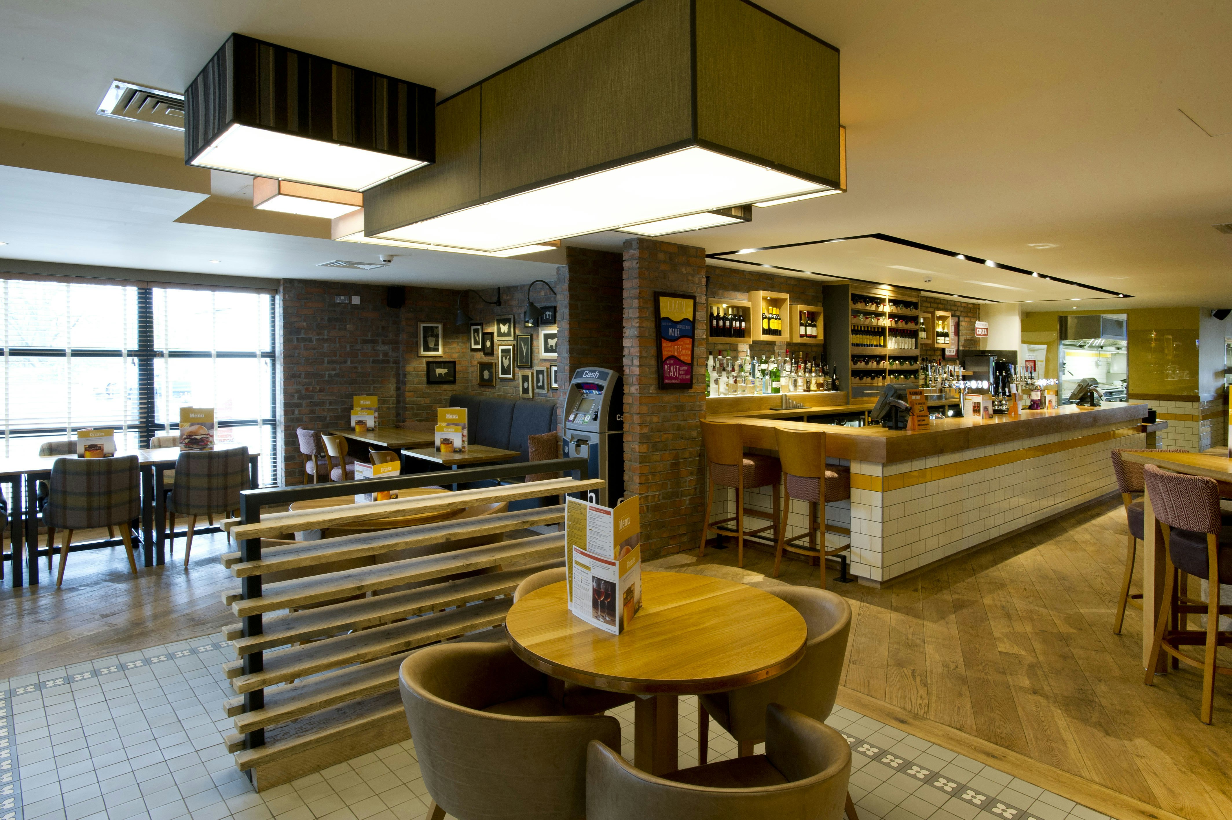 Premier Inn Stirling City Centre 27/37